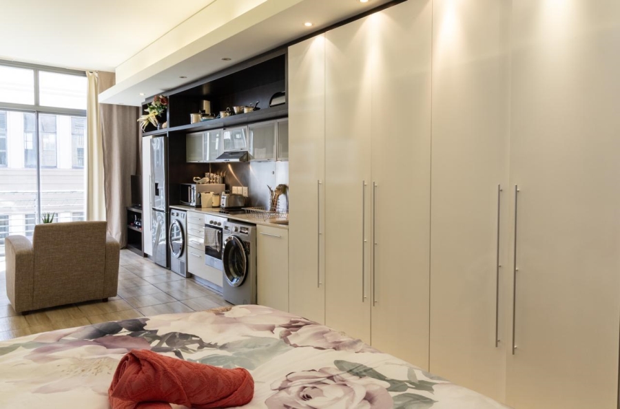 1 Bedroom Property for Sale in Cape Town City Centre Western Cape